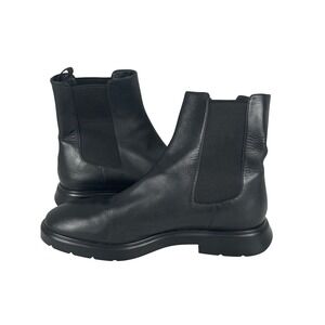 Stuart Weitzman Classic Black Leather Booties